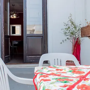 https://la-fardella-appartamenti.sicilyhotelsitaly.net